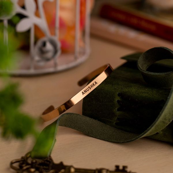 Valentinesday Name Kangan