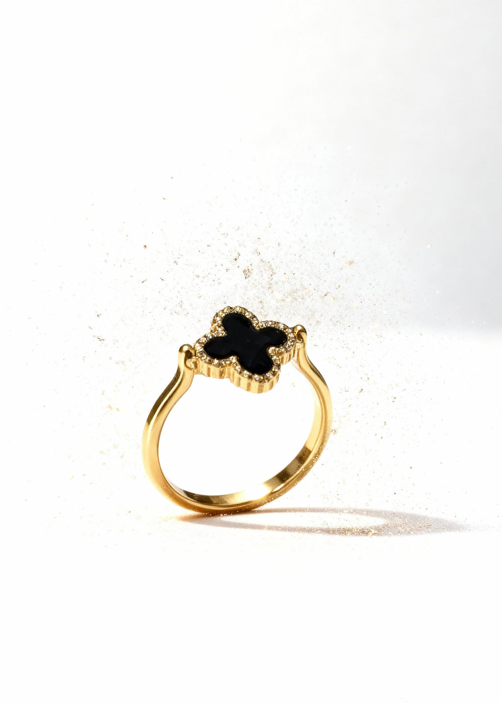 Black Gold Clover Ring