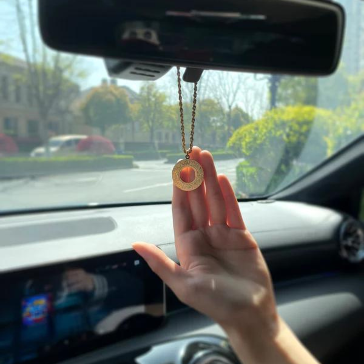 Ayat ul Kursi Calligraphy Round Car Hanger